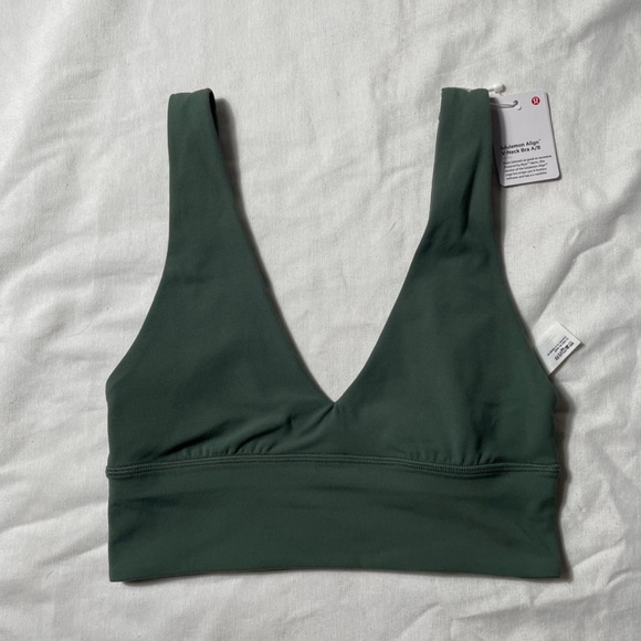 Lululemon Athletica V Neck align Bra A/B size 4 Green colored - Picture 1 of 2